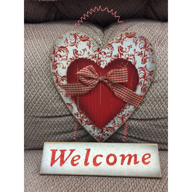 Wooden Welcome Heart